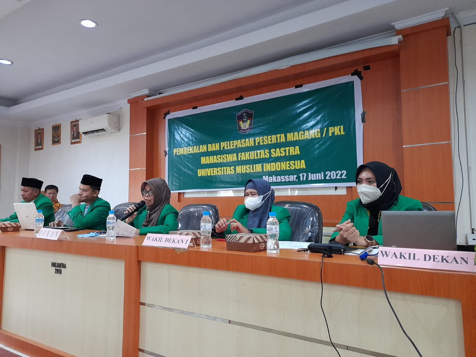 FAKULTAS SASTRA GELAR PELAPASAN DAN PEMBEKALAN MAGANG SEMI VIRTUAL TAHUN 2022